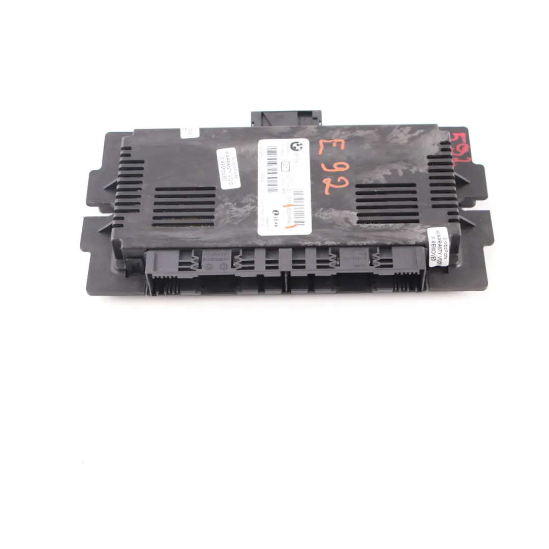 Footwell Light Module Control Unit ECU PL2 FRM3R to BMW E92 with Part number 9224592 BMW E92 Footwell Light Module Control Unit ECU PL2 FRM3R - SKU 9224592-2 - Part number 9224592