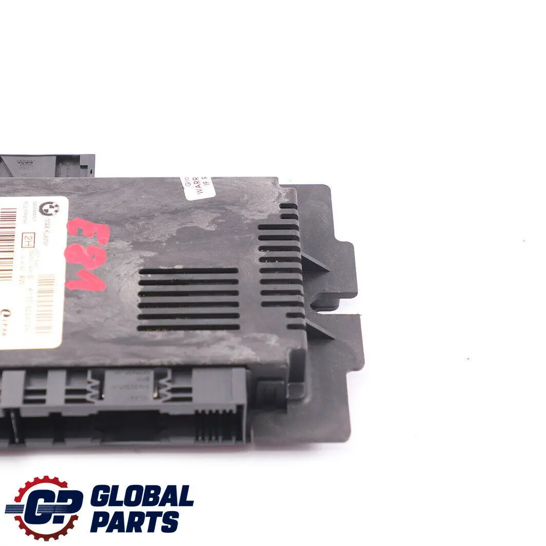 Footwell ECU Luz Modulo De Control MAX Kuester FRM3R PL2 para BMW E81 con número de pieza 9224599 BMW E81 Footwell ECU Luz Modulo De Control MAX Kuester FRM3R PL2 - SKU 9224599 - Número de pieza 9224599