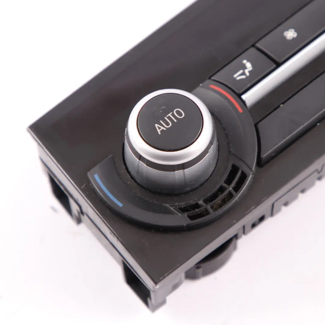 Control Panel BMW F01 Rear Air Conditioning A/C Unit Module to with Part number 9224789 Control Panel BMW F01 Rear Air Conditioning A/C Unit Module - SKU 9224789 - Part number 9224789