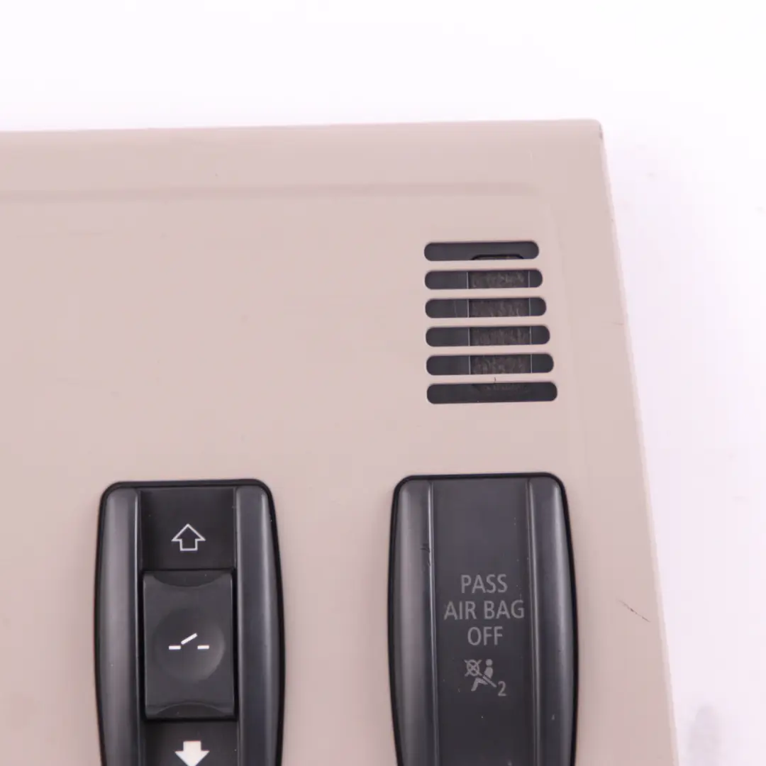 Switch Unit Roof Light Control Headliner Module Beige 9137510 to BMW E81 E82 E87 with Part number 9225524 BMW E81 E82 E87 Switch Unit Roof Light Control Headliner Module Beige 9137510 - SKU 9225524 - Part number 9225524