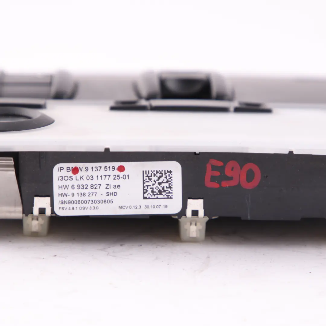 Switch Unit Roof Light Control Headliner Module Black 9137519 to BMW E87 E90 E92 with Part number 9225533 BMW E87 E90 E92 Switch Unit Roof Light Control Headliner Module Black 9137519 - SKU 9225533 - Part number 9225533