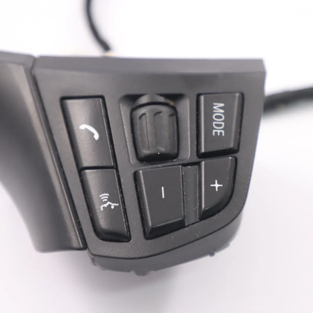 BMW F20 F30 Przełączniki Ramka Kierownicy - SKU 9225608-1 - Numer Części 9225608