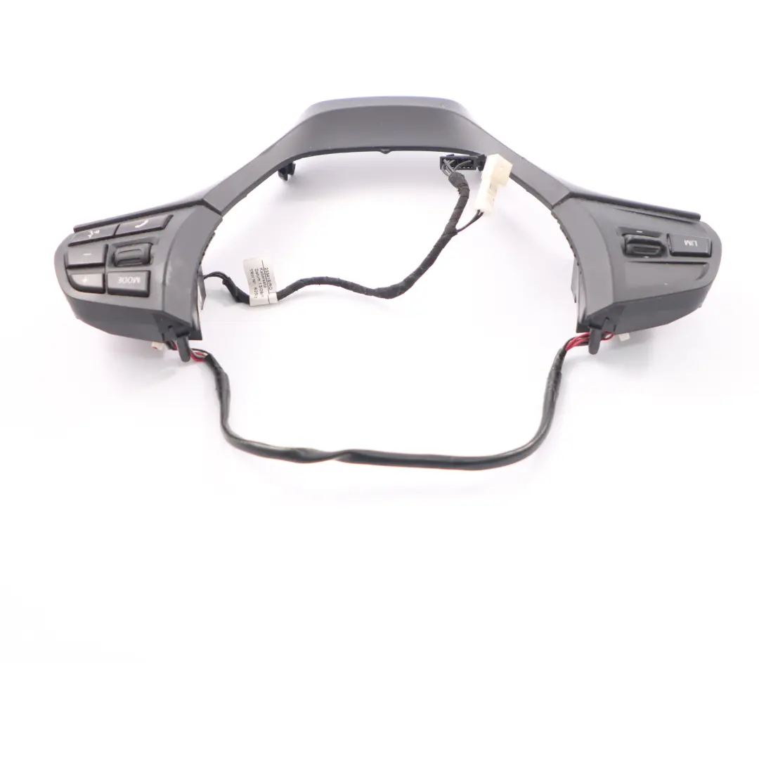 Tapa Interruptor Multifuncion Volante Basico para BMW F20 F21 F30 con número de pieza 9225608 BMW F20 F21 F30 Tapa Interruptor Multifuncion Volante Basico - SKU 9225608-1 - Número de pieza 9225608