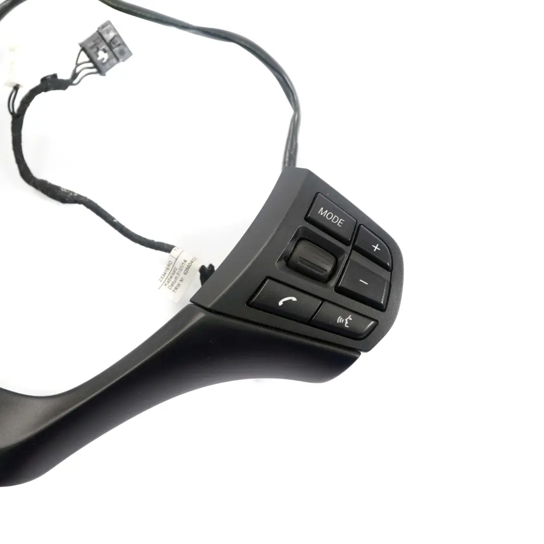 Tapa Interruptor Multifuncion Volante Basico para BMW F20 F21 F30 con número de pieza 9225608 BMW F20 F21 F30 Tapa Interruptor Multifuncion Volante Basico - SKU 9225608 - Número de pieza 9225608