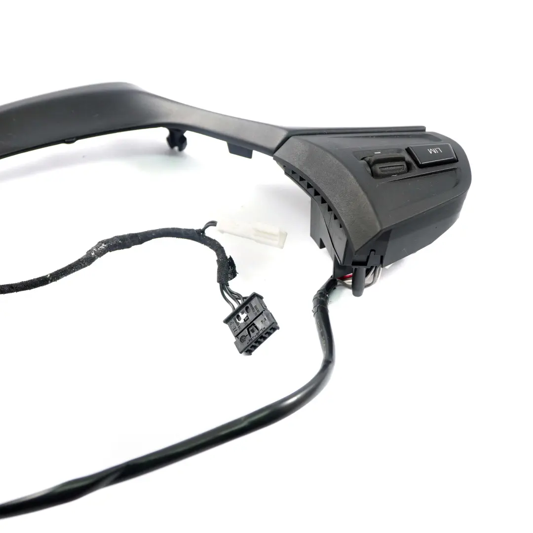 Schalter Multifunktionslenkrad Basis Lenkrad für BMW F20 F21 F30 F31 mit Teilenummer 9225608 BMW F20 F21 F30 F31 Schalter Multifunktionslenkrad Basis Lenkrad - SKU 9225608 - Teilenummer 9225608