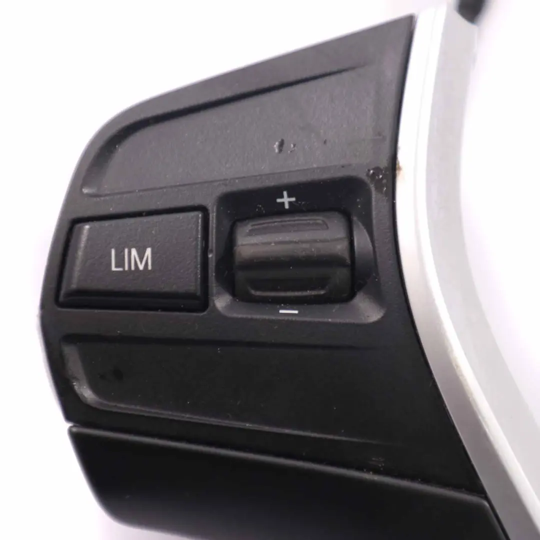 Interruttore Volante Multifunzione Sport per BMW F20 F21 F30 F31 con numero di parte 9225710 BMW F20 F21 F30 F31 Interruttore Volante Multifunzione Sport - SKU 9225710-4 - Numero di parte 9225710