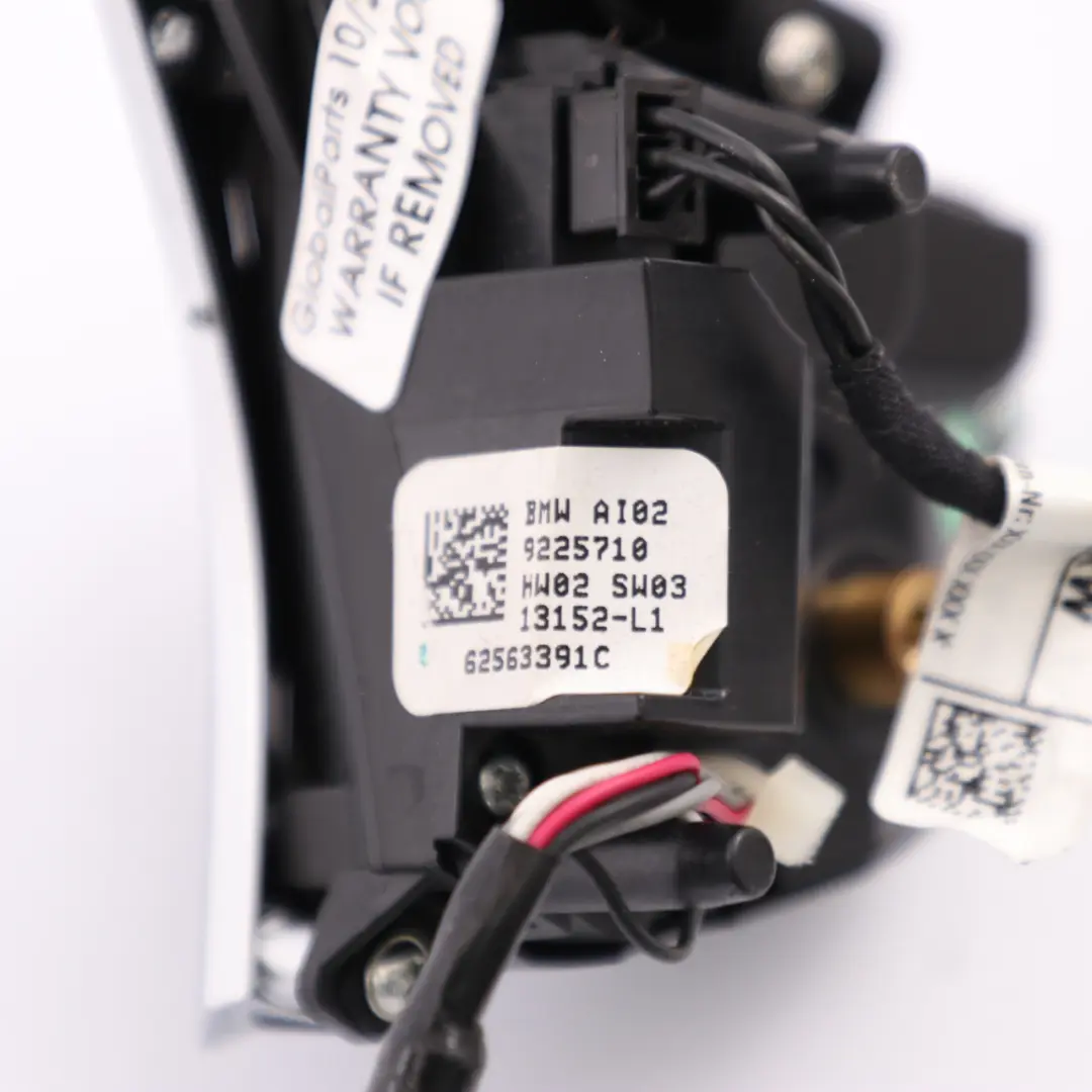 Pakiet Ramka Kierownicy do BMW F20 F30 M o numerze 9225710 BMW F20 F30 M Pakiet Ramka Kierownicy - SKU 9225710-5 - Numer Części 9225710