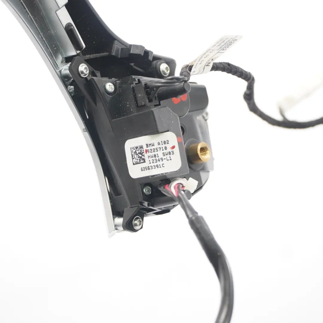 Trim Multifunction Switch Sport Steering Wheel to BMW F20 F21 F30 Cover with Part number 9225710 BMW F20 F21 F30 Cover Trim Multifunction Switch Sport Steering Wheel - SKU 9225710-8 - Part number 9225710