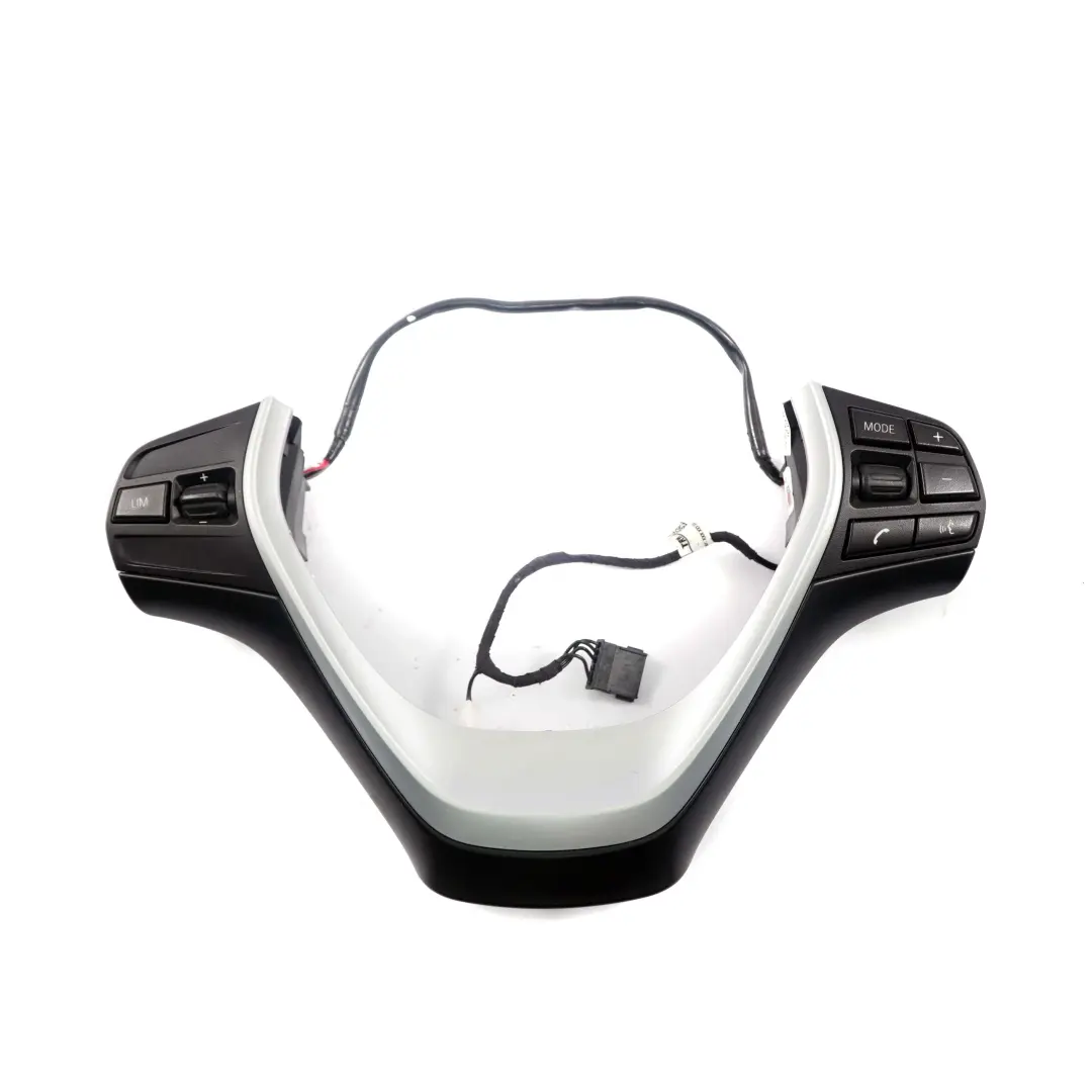 Tapa Interruptor Multifuncion Volante Deportivo para BMW F20 F21 F30 con número de pieza 9225710 BMW F20 F21 F30 Tapa Interruptor Multifuncion Volante Deportivo - SKU 9225710 - Número de pieza 9225710