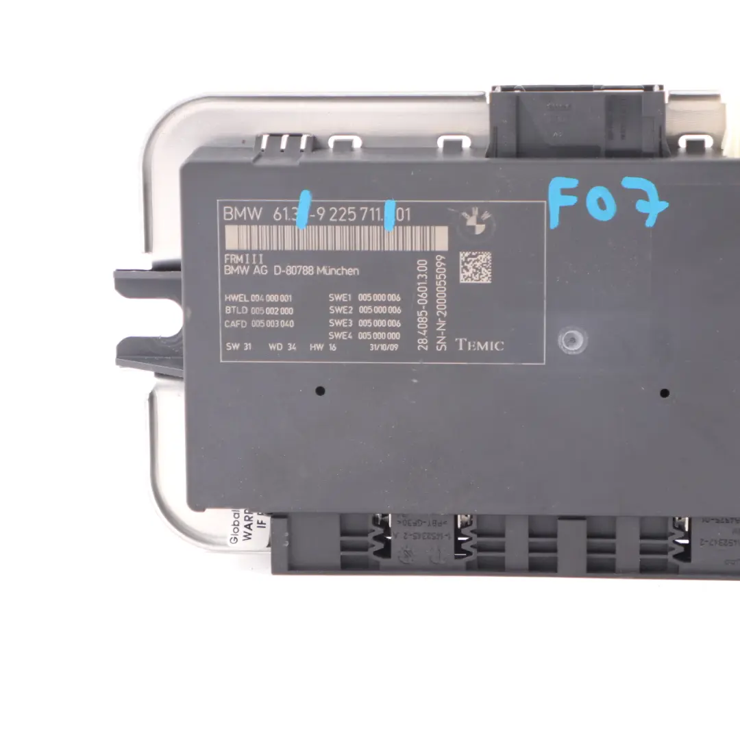 Footwell Light Module Control Unit ECU FRM3 to BMW F07 GT with Part number 9225711 BMW F07 GT Footwell Light Module Control Unit ECU FRM3 - SKU 9225711 - Part number 9225711