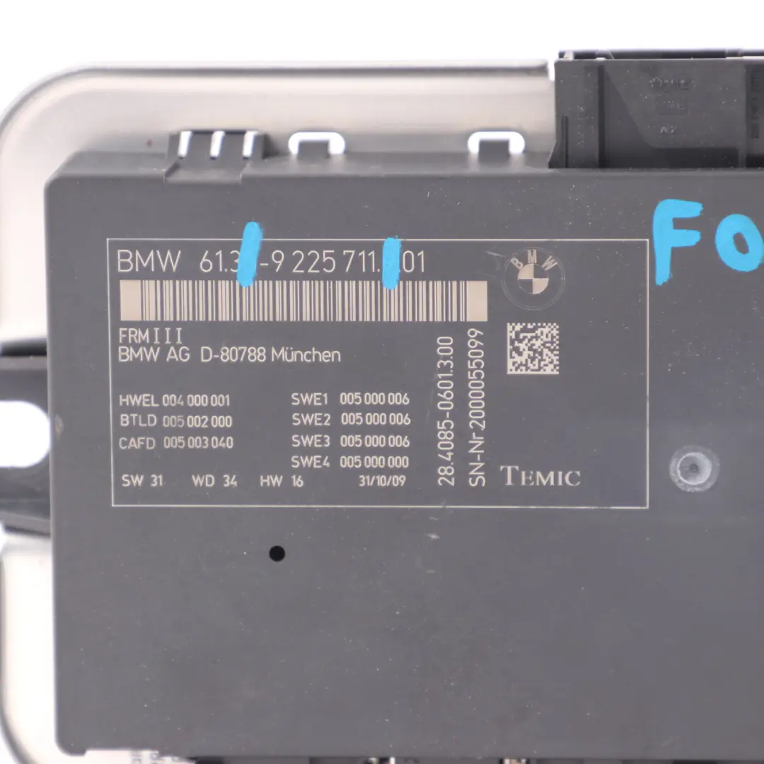 Footwell Light Module Control Unit ECU FRM3 to BMW F07 GT with Part number 9225711 BMW F07 GT Footwell Light Module Control Unit ECU FRM3 - SKU 9225711 - Part number 9225711