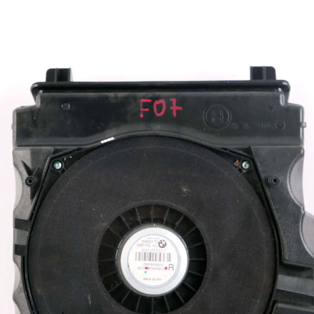 BMW F07 Głośnik Niskotonowy Prawy 9164582 - SKU 9225830 - Numer Części 9225830