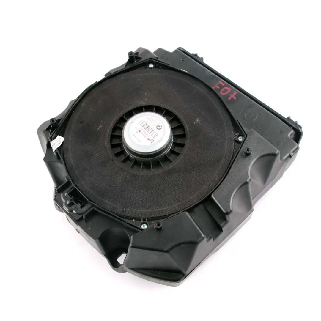 BMW F07 Derecha Central graves altavoz unidad del sistema estéreo 9164582 - SKU 9225830 - Número de pieza 9225830