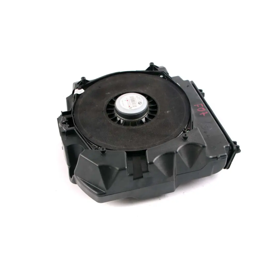 BMW F07 Głośnik Niskotonowy Prawy 9164582 - SKU 9225830 - Numer Części 9225830