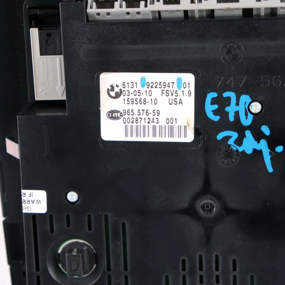 Dach Licht Schalter Taster Einheit Schwarz für BMW X5 X6 E70 E71 mit Teilenummer 9225947 BMW X5 X6 E70 E71 Dach Licht Schalter Taster Einheit Schwarz - SKU 9225947 - Teilenummer 9225947