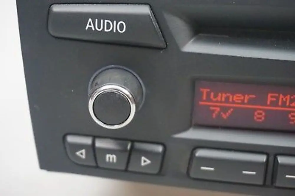 Professional Radio CD Player to BMW X1 E84 with Part number 9226392 BMW X1 E84 Professional Radio CD Player - SKU 9226392 - Part number 9226392