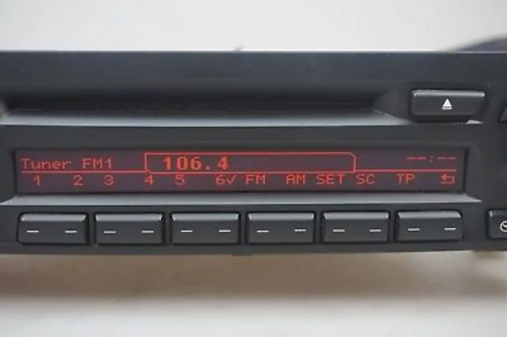 Professional Radio CD Player to BMW X1 E84 with Part number 9226392 BMW X1 E84 Professional Radio CD Player - SKU 9226392 - Part number 9226392
