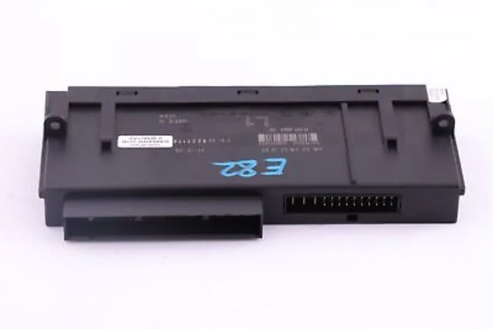 ECU Body Control Module Junction Box L1 PL2RR JBBFE to BMW E82 with Part number 9227178 BMW E82 ECU Body Control Module Junction Box L1 PL2RR JBBFE - SKU 9227178 - Part number 9227178