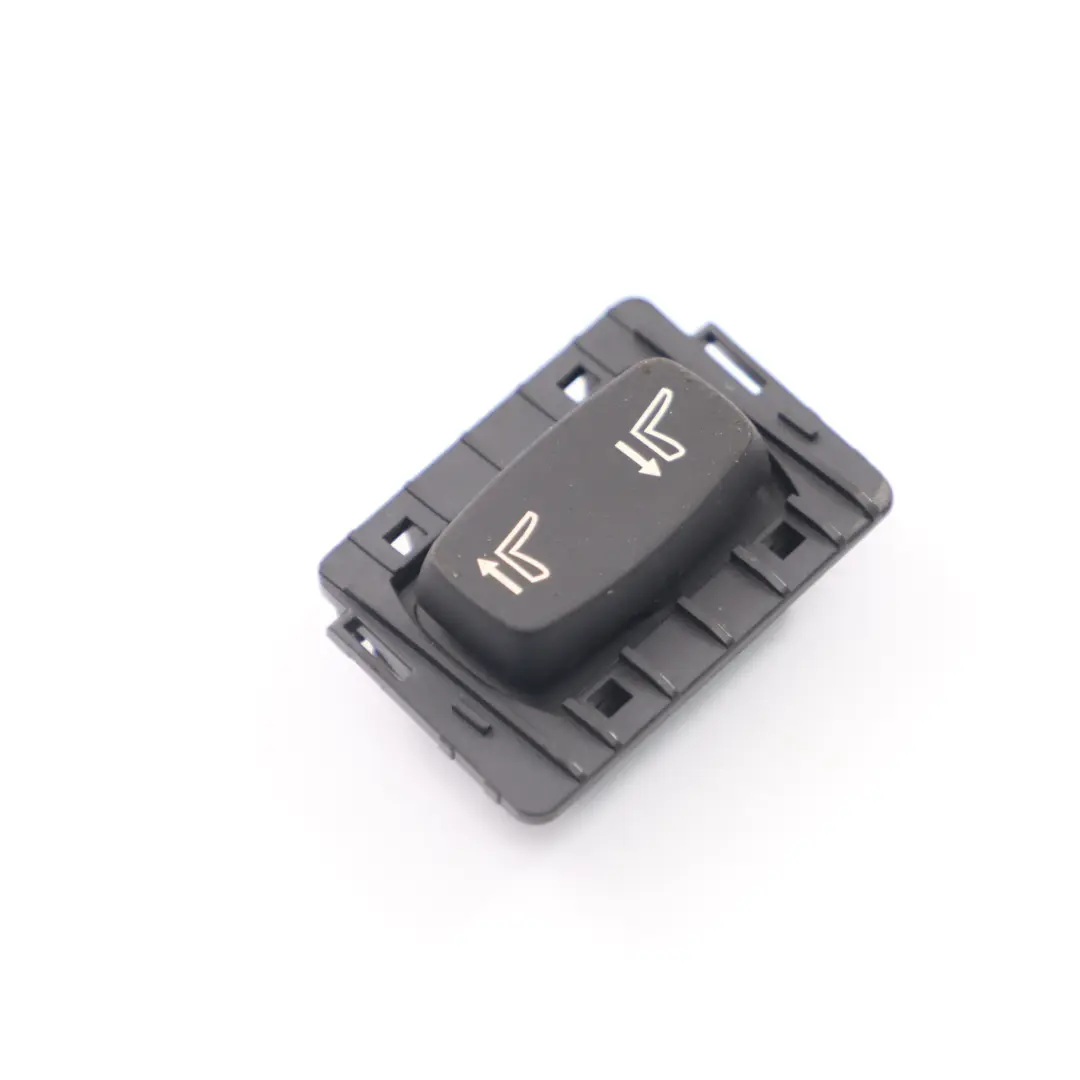 Interruptor asiento Botón de control delantero derecho para BMW F06 F12 F33 con número de pieza 9227858 BMW F06 F12 F33 Interruptor asiento Botón de control delantero derecho - SKU 9227858 - Número de pieza 9227858