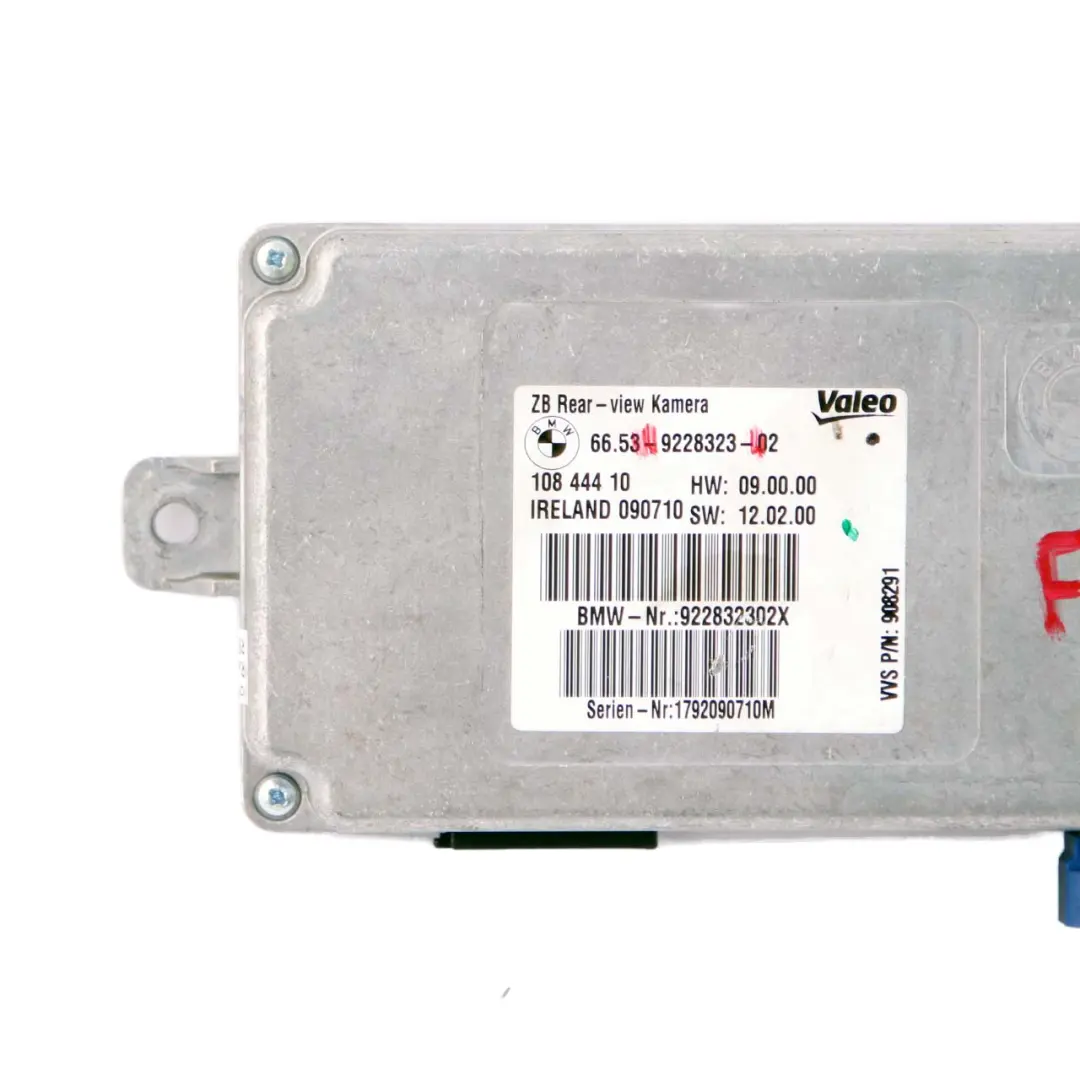 Module De Caméra De Recul Commande Vue Arrière pour BMW F01 F10 F20 F30 F32 à propos du numéro de pièce 9350995 BMW F01 F10 F20 F30 F32 Module De Caméra De Recul Commande Vue Arrière - SKU 9228323 - Numéro de pièce 9350995