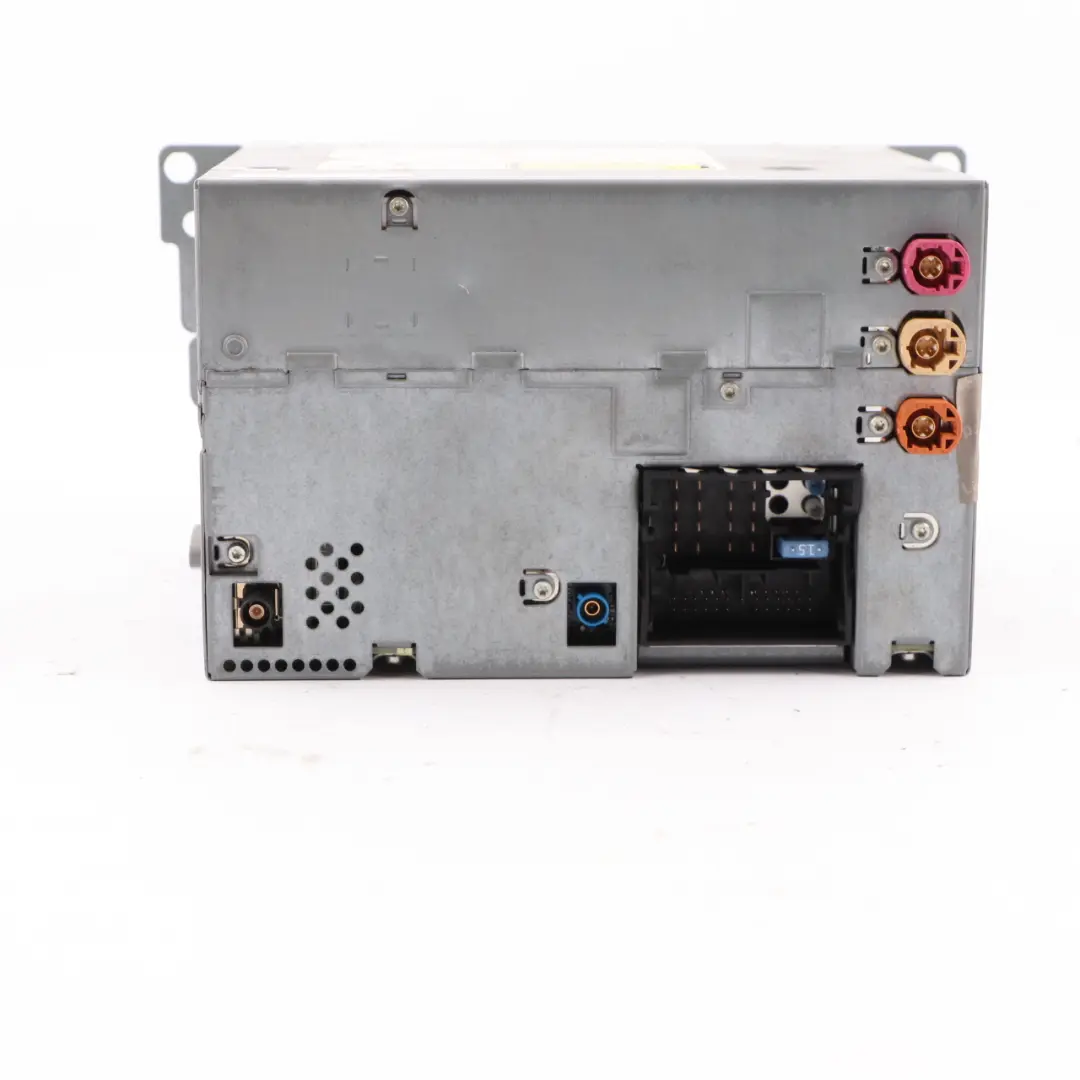 Radio reproductor CD BMW F10 F11 F13 principal navegación satélite ECE para con número de pieza 9228914 Radio reproductor CD BMW F10 F11 F13 principal navegación satélite ECE - SKU 9228914 - Número de pieza 9228914