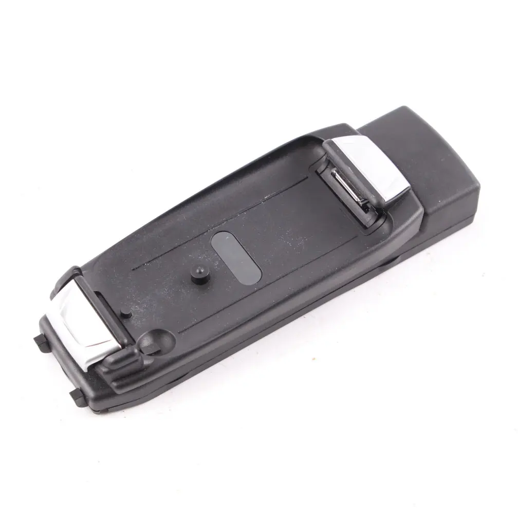 Snap-in Adapter BMW E90 E91 E92 LCI F20 F30 Media Telephone Phone IPHONE 3G/3GS to with Part number 9229004 Snap-in Adapter BMW E90 E91 E92 LCI F20 F30 Media Telephone Phone IPHONE 3G/3GS - SKU 9229004 - Part number 9229004