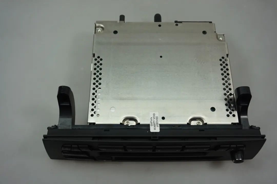 Autoradio CD Business pour BMW E81 E87 E90 E91 LCI E92 E93 à propos du numéro de pièce 9229241 BMW E81 E87 E90 E91 LCI E92 E93 Autoradio CD Business - SKU 9229241 - Numéro de pièce 9229241