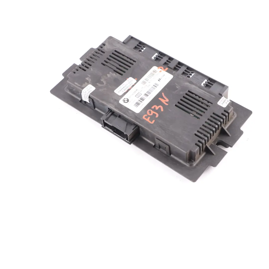 Footwell Luz Unidad de Control Módulo Lear FRM3R PL2 para BMW E93 LCI con número de pieza 9230450 BMW E93 LCI Footwell Luz Unidad de Control Módulo Lear FRM3R PL2 - SKU 9230450-2 - Número de pieza 9230450