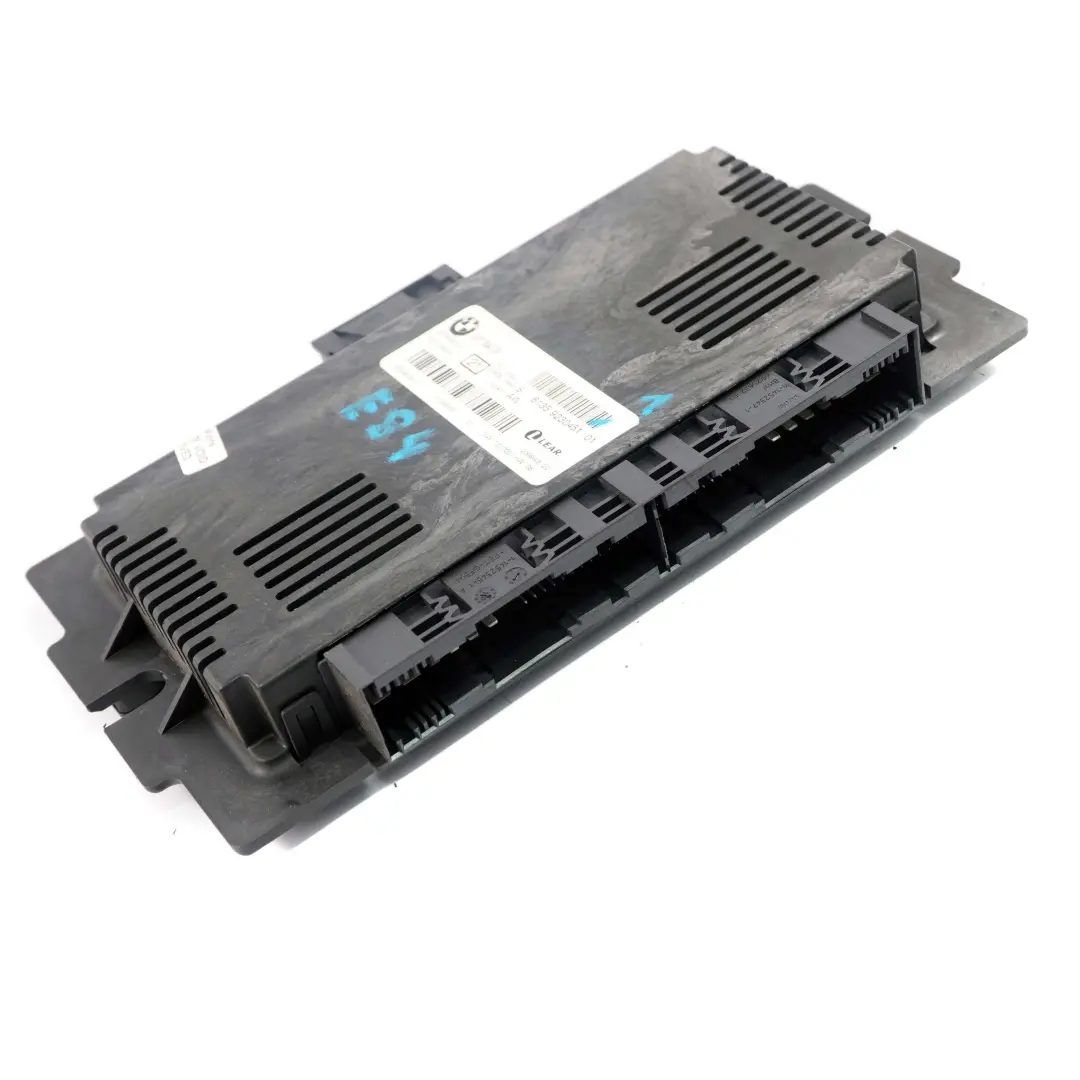 ECU Footwell Light Module BASIS PL2 FRM3R Lear to BMW X1 E84 with Part number 9230451 BMW X1 E84 ECU Footwell Light Module BASIS PL2 FRM3R Lear - SKU 9230451-1 - Part number 9230451