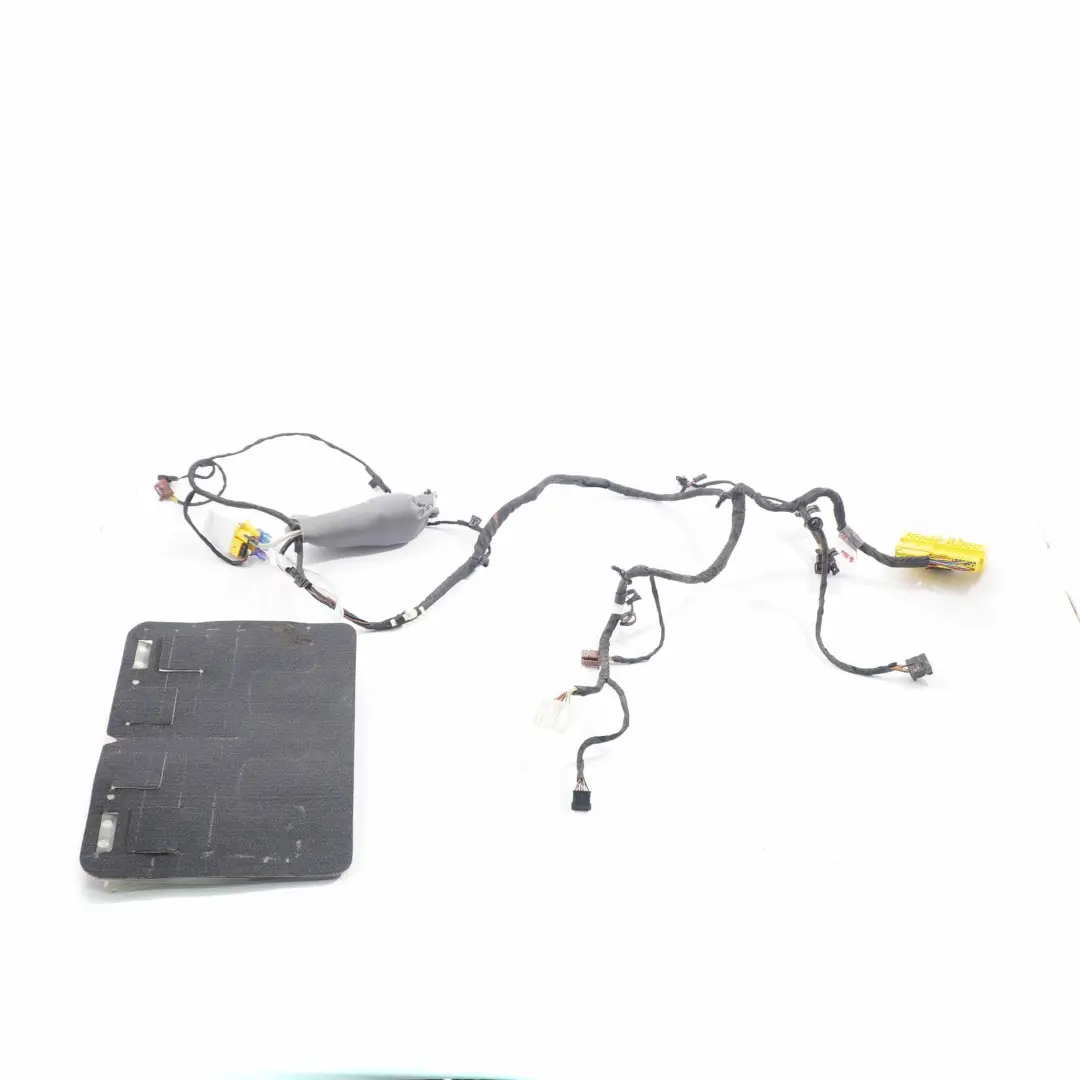Loom Cable Lordosis Lumbar Pump Control Front Left N/S to BMW F10 F11 Seat with Part number 9230554 BMW F10 F11 Seat Loom Cable Lordosis Lumbar Pump Control Front Left N/S - SKU 9230554 - Part number 9230554