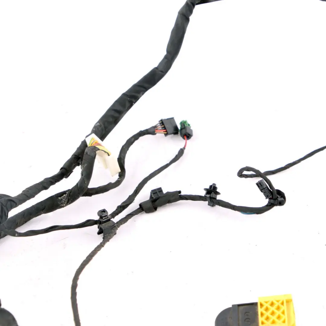 Front Right O/S Seat Wiring Loom Cable Harness to BMW F10 with Part number 9230617 BMW F10 Front Right O/S Seat Wiring Loom Cable Harness - SKU 9230617 - Part number 9230617