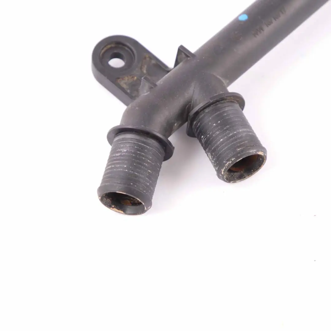 Tubo refrigerante BMW F10 M5 F12 F13 M6 Linea di ritorno pompa acqua per con numero di parte 9231897 Tubo refrigerante BMW F10 M5 F12 F13 M6 Linea di ritorno pompa acqua - SKU 9231897 - Numero di parte 9231897