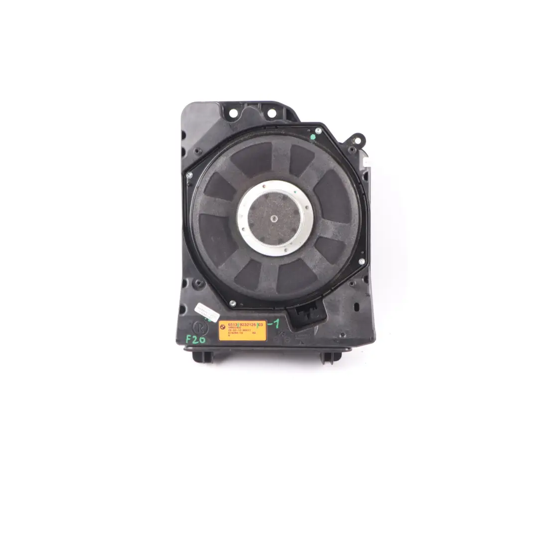 Głośnik Niskotonowy Prawy Harman Kardon do BMW F20 F21 F22 o numerze 9232126 BMW F20 F21 F22 Głośnik Niskotonowy Prawy Harman Kardon - SKU 9232126-1 - Numer Części 9232126
