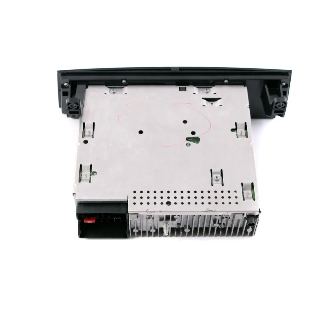 Radio BMW Business CD Player Control Unit to BMW 1 3 E81 E87 E90 E91 with Part number 9232250 BMW 1 3 E81 E87 E90 E91 Radio BMW Business CD Player Control Unit - SKU 9232250 - Part number 9232250