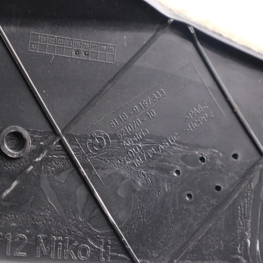 Panel Moldura Consola Central Delantero Izquierdo Oyster 9197333 para BMW F06 F12 F13 con número de pieza 9238173 BMW F06 F12 F13 Panel Moldura Consola Central Delantero Izquierdo Oyster 9197333 - SKU 9238173 - Número de pieza 9238173