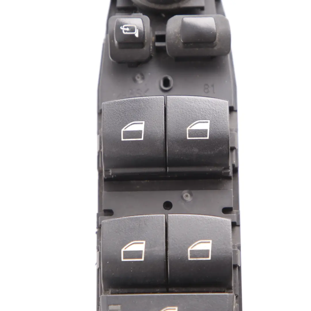 Panel Przełącznik Główny Szyb Lusterek do BMW F10 F11 o numerze 9238239 BMW F10 F11 Panel Przełącznik Główny Szyb Lusterek - SKU 9238239 - Numer Części 9238239