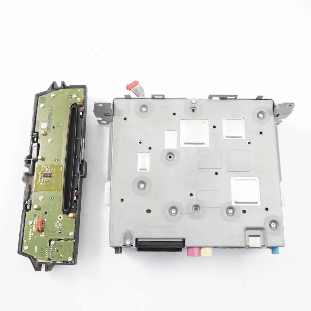 BMW E81 E90 LCI Navigation Auto Infotainment MID CIC Modul 9239323 - SKU 9239323-1 - Teilenummer 9226347