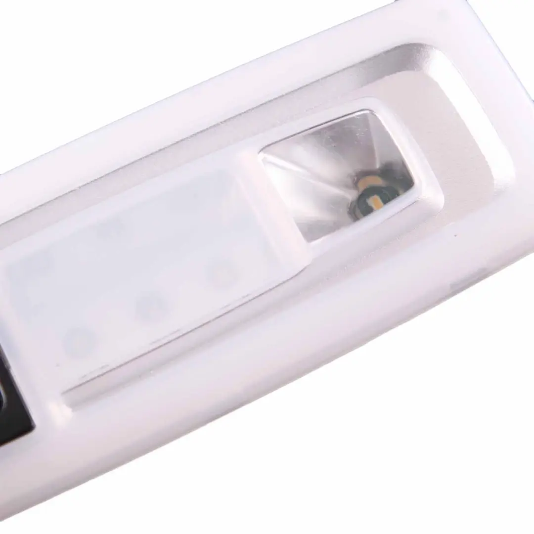 Lampka Światło Podsufitki Tył do BMW F31 o numerze 9239405 BMW F31 Lampka Światło Podsufitki Tył - SKU 9239405 - Numer Części 9239405