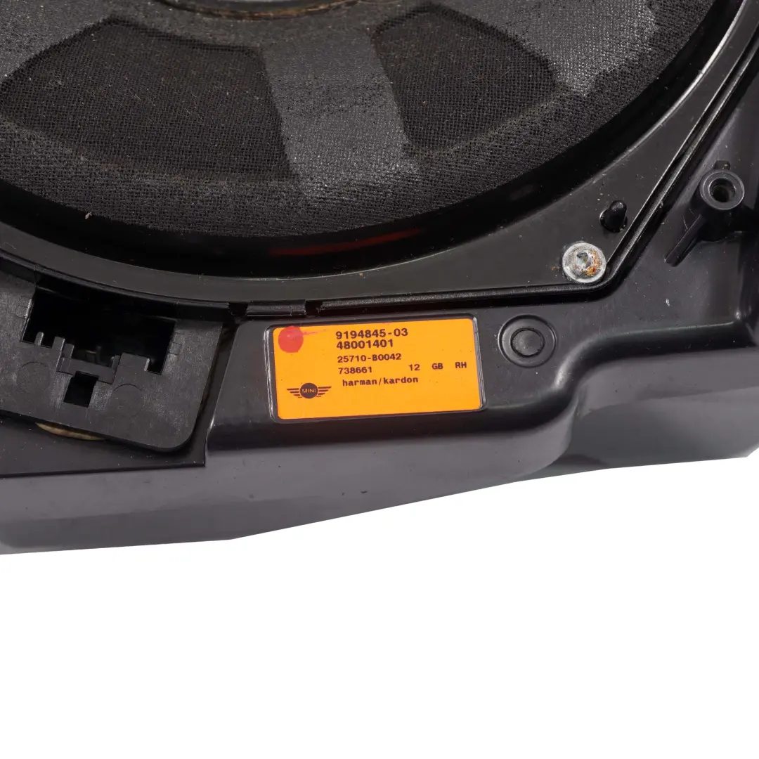 Głośnik HiFi Prawy Harman Kardon Woofer Basowy 9194845 do Mini R60 o numerze 9239778 Mini R60 Głośnik HiFi Prawy Harman Kardon Woofer Basowy 9194845 - SKU 9239778 - Numer Części 9239778