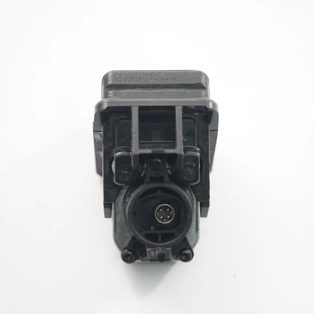 Coperchio dbagagliaio telecamera retromarcia posteriore per BMW F20 F10 F30 X5 E70 con numero di parte 9240351 BMW F20 F10 F30 X5 E70 Coperchio dbagagliaio telecamera retromarcia posteriore - SKU 9240351-4 - Numero di parte 9240351