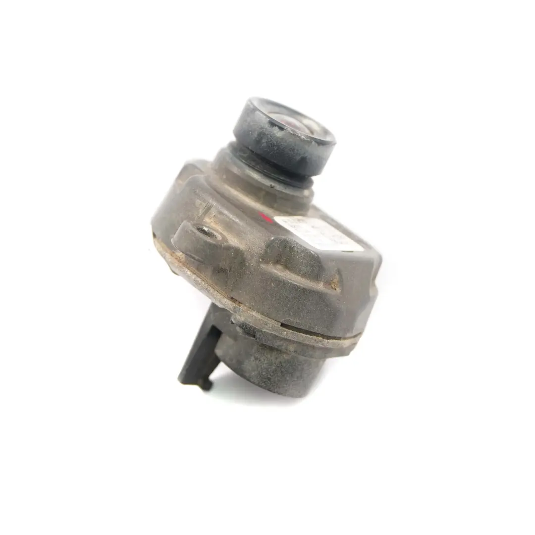 Cámara De Visión Lateral Parachoques Delantero para BMW F10 F30 F31 F32 con número de pieza 9240352 BMW F10 F30 F31 F32 Cámara De Visión Lateral Parachoques Delantero - SKU 9240352 - Número de pieza 9240352