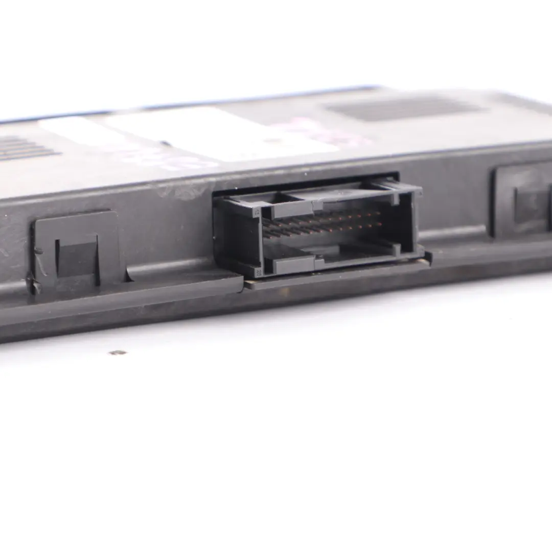 ECU Footwell Light Module BASIS PL2 FRM3R Lear to BMW E87 LCI with Part number 9240527 BMW E87 LCI ECU Footwell Light Module BASIS PL2 FRM3R Lear - SKU 9240527-2 - Part number 9240527