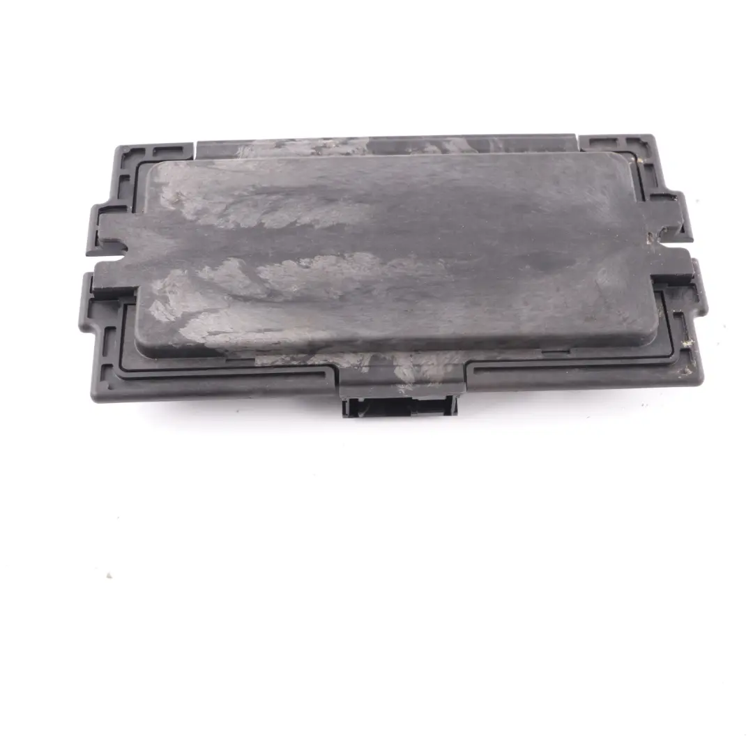 Footwell Xenon Light Control Unit Module Lear FRM3R PL2 to BMW E92 LCI with Part number 9240528 BMW E92 LCI Footwell Xenon Light Control Unit Module Lear FRM3R PL2 - SKU 9240528-3 - Part number 9240528