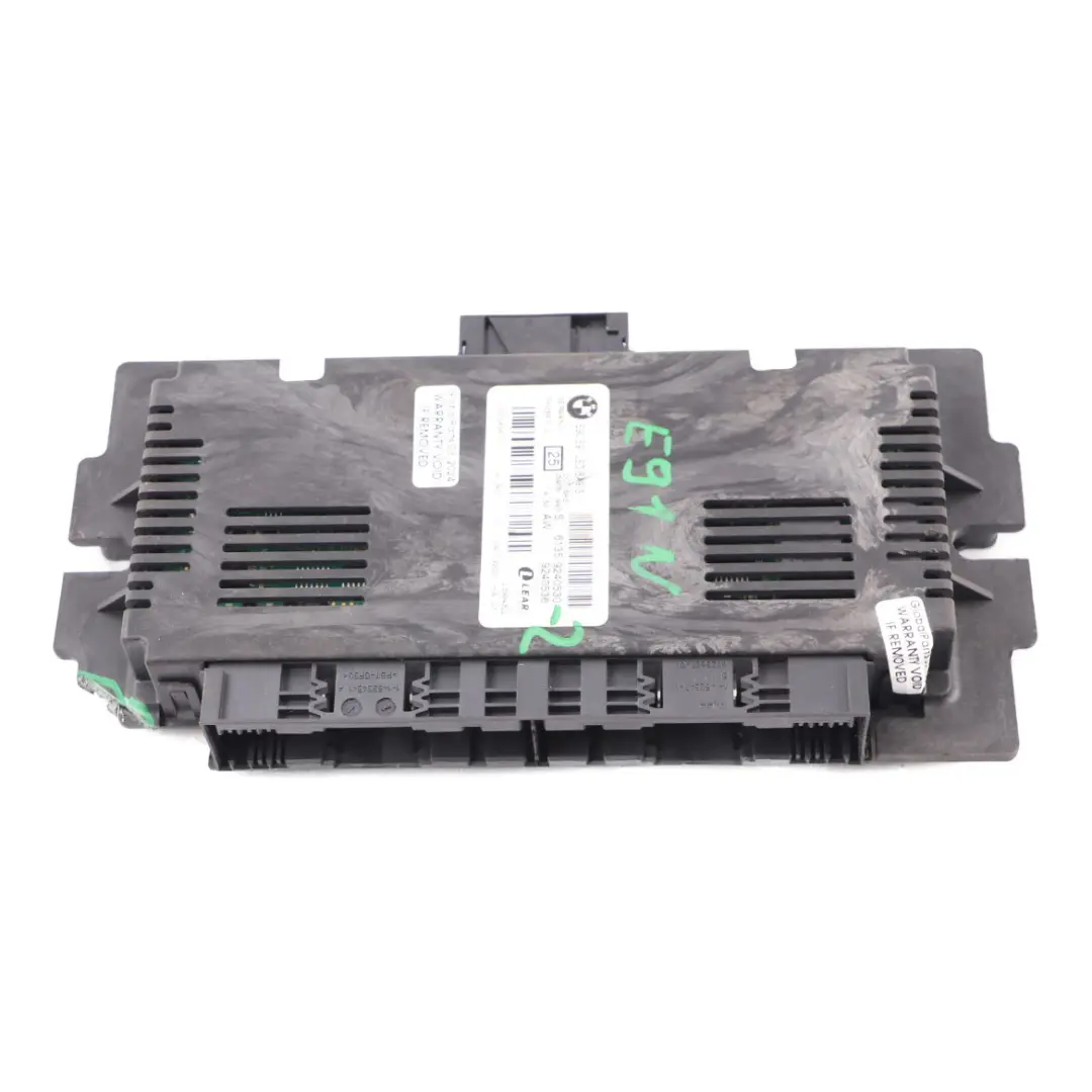 Footwell Light Control Unit Module LED Basis FRM3R PL2 to BMW E91 LCI with Part number 9240530 BMW E91 LCI Footwell Light Control Unit Module LED Basis FRM3R PL2 - SKU 9240530-2 - Part number 9240530