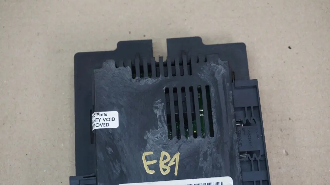 Footwell ECU Light Control Module MAX Kuester FRM3R PL2 to BMW 1 Series E81 with Part number 61359240534 BMW 1 Series E81 Footwell ECU Light Control Module MAX Kuester FRM3R PL2 - SKU 9240534 - Part number 61359240534