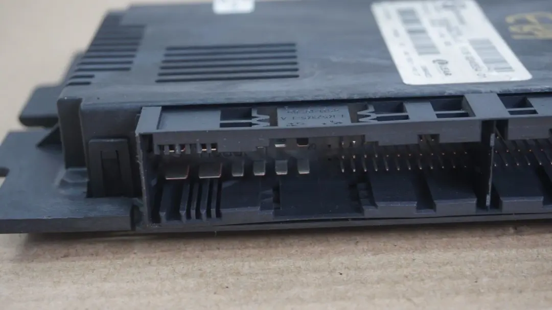 Footwell ECU Light Control Module MAX Kuester FRM3R PL2 to BMW 1 Series E81 with Part number 61359240534 BMW 1 Series E81 Footwell ECU Light Control Module MAX Kuester FRM3R PL2 - SKU 9240534 - Part number 61359240534