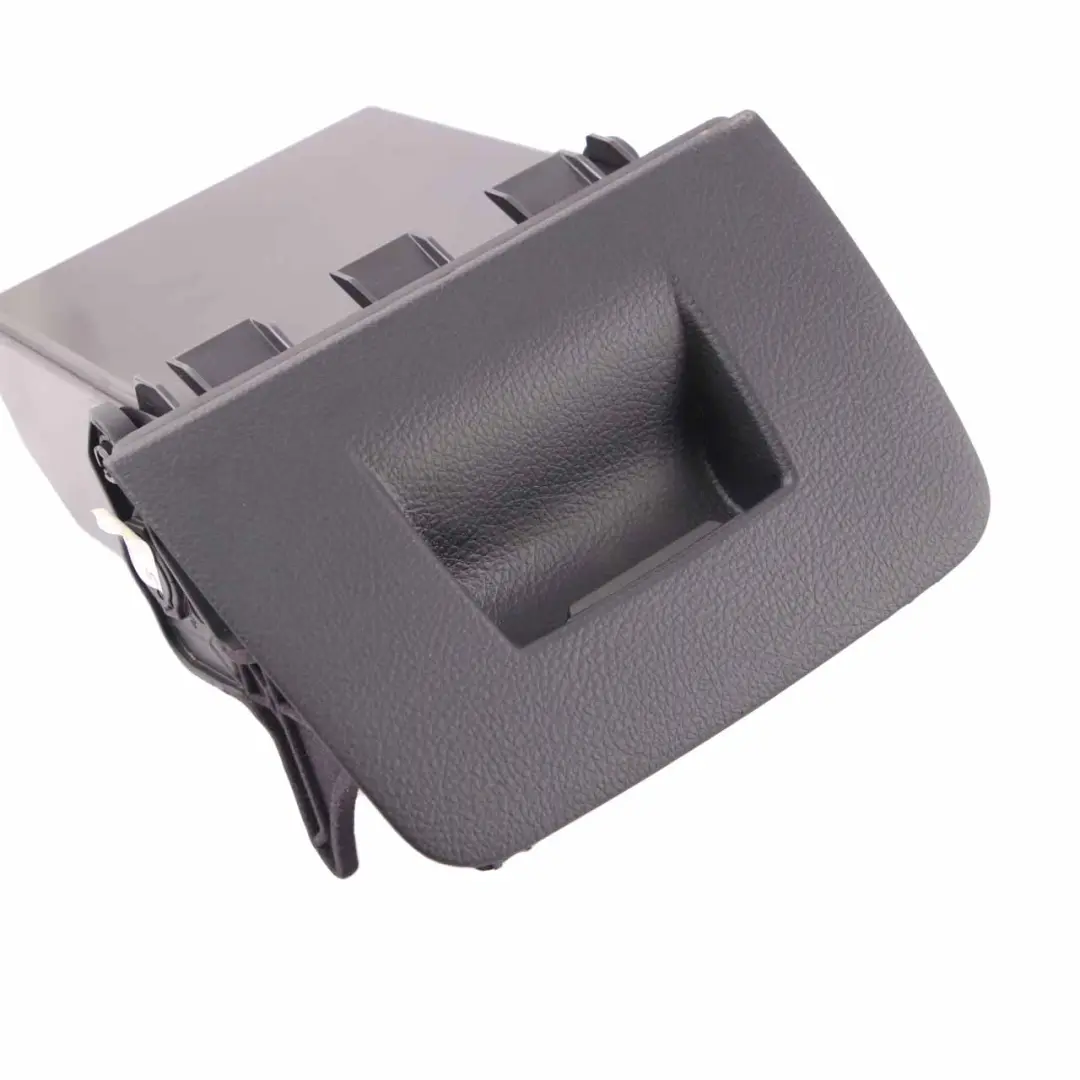 Tableau de bord côté conducteur Boîte pliante pour BMW F30 F31 F32 F33 à propos du numéro de pièce 9240633 BMW F30 F31 F32 F33 Tableau de bord côté conducteur Boîte pliante - SKU 9240633 - Numéro de pièce 9240633