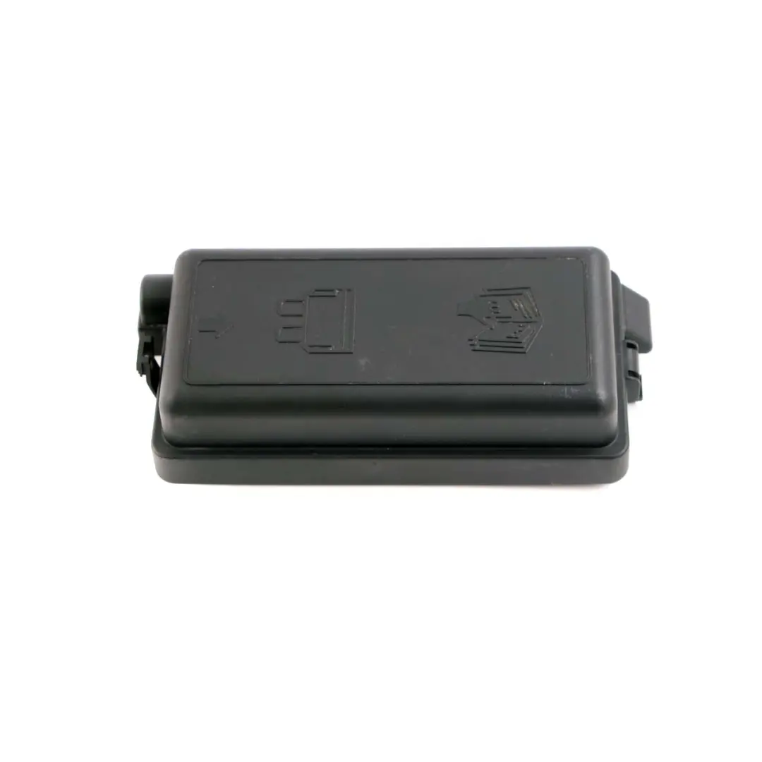 Couvercle de la boîte à fusibles de puissance pour MINI R55 R56 R57 LCI R60 R61 à propos du numéro de pièce 9240946 MINI R55 R56 R57 LCI R60 R61 Couvercle de la boîte à fusibles de puissance - SKU 9240946 - Numéro de pièce 9240946