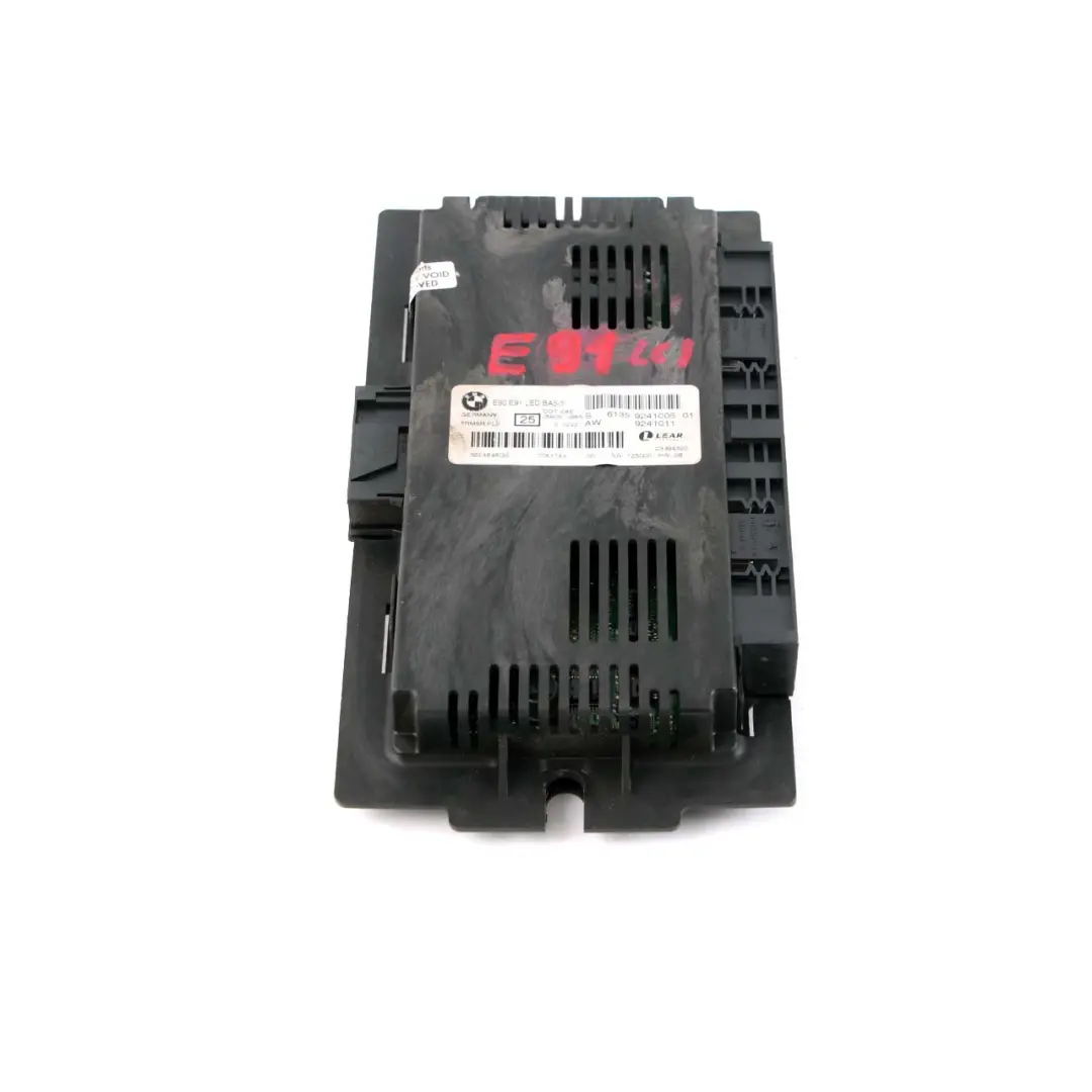 Footwell Light Control Module LCM LED Basis FRM3R PL2 to BMW 3 E91 LCI with Part number 9241005 BMW 3 E91 LCI Footwell Light Control Module LCM LED Basis FRM3R PL2 - SKU 9241005-1 - Part number 9241005