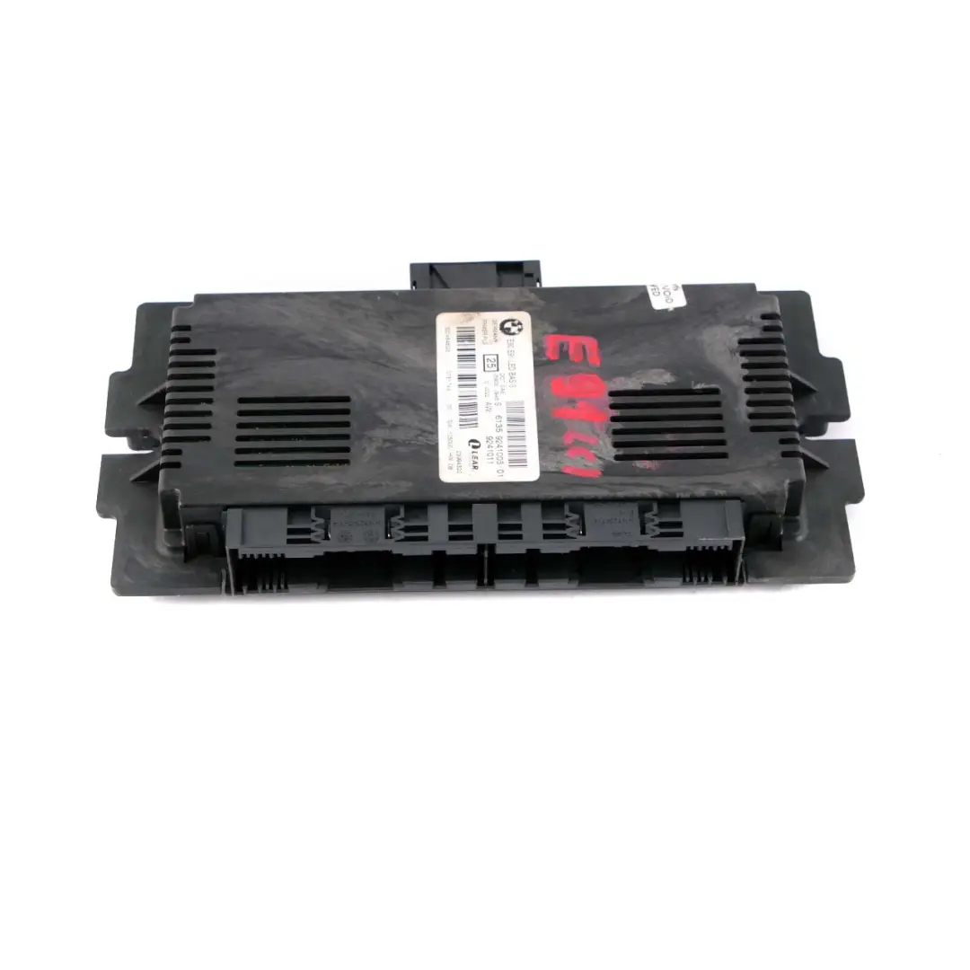 BMW 3 E91 LCI Footwell Light Control Module LCM LED Basis FRM3R PL2 - SKU 9241005-1 - Part number 9241005